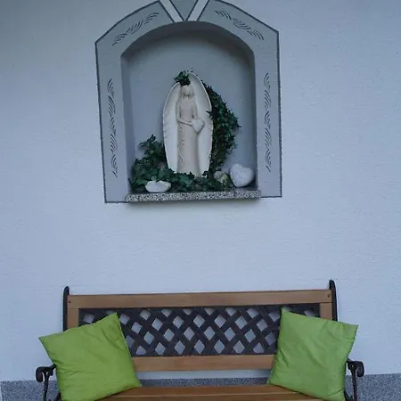 Brandacher Apartament *