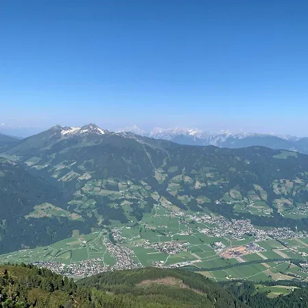 Brandacher شقة